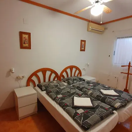 House Sungrila, 3 Rooms, Kitchen And Terrace Appartement