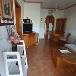 House Sungrila, 3 Rooms, Kitchen And Terrace * تورّيفيِخا