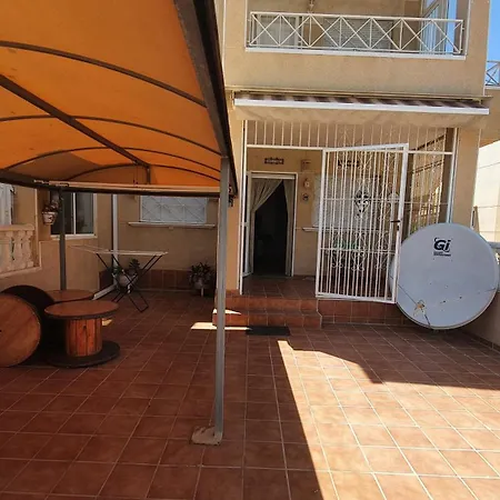 House Sungrila, 3 Rooms, Kitchen And Terrace Апартаменты