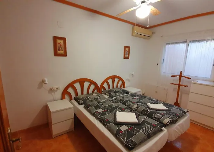 House Sungrila, 3 Rooms, Kitchen And Terrace Apartamento